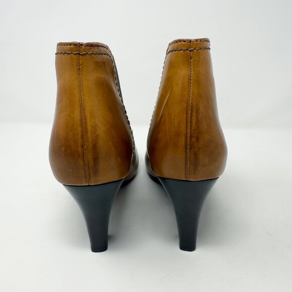 Frye Cognac Brown Leather Scarlett Chelsea High Heel Bootie Women's Sz 9 Pull On - Picture 5 of 10